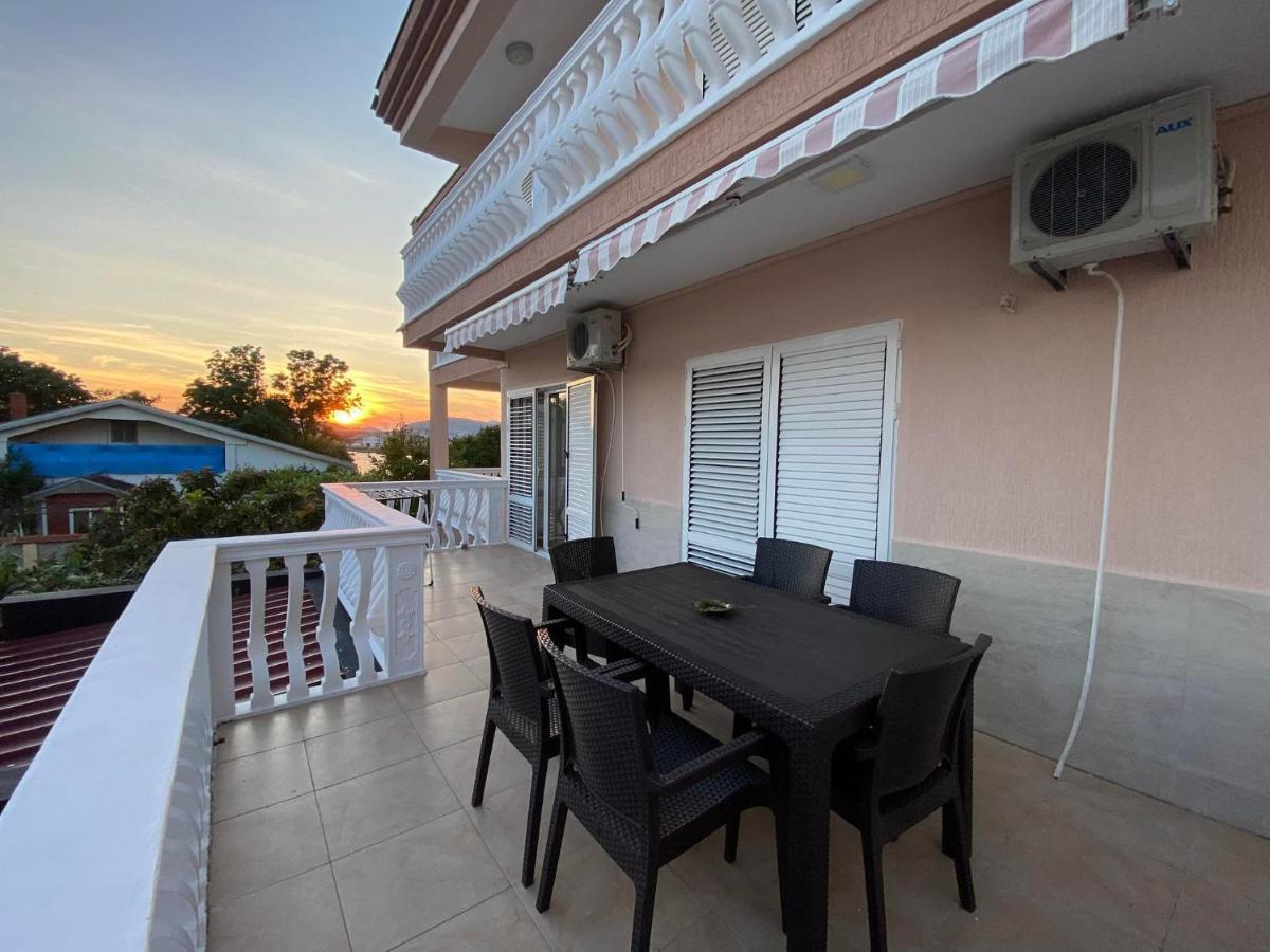 Апартаменты Curani House Улцинь Экстерьер фото