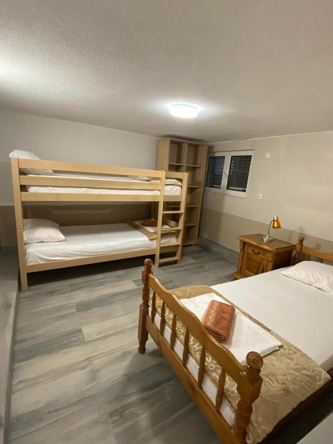 Апартаменты Curani House Улцинь Экстерьер фото